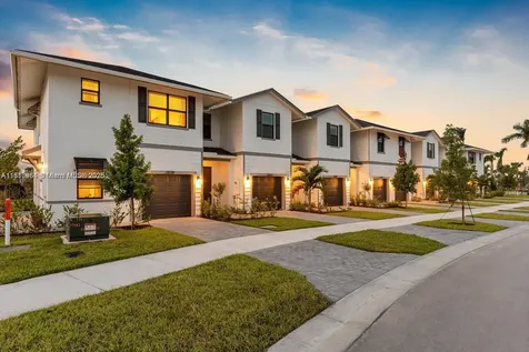 13138 Valletta Way Port St. Lucie FL 34987