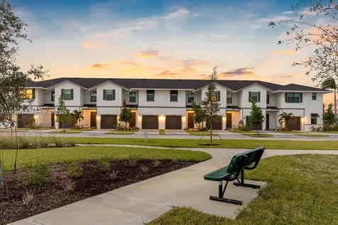 13138 Valletta Way Port St. Lucie FL 34987