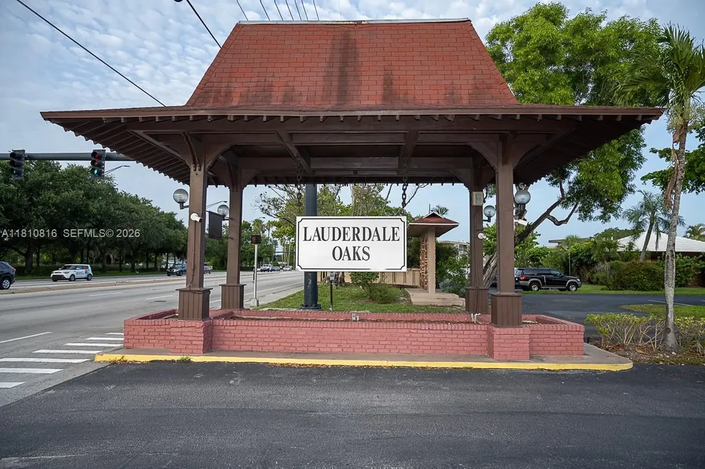 2861 NW 47th Terrace Lauderdale Lakes FL 33313