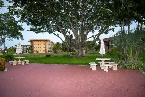 2861 NW 47th Terrace Lauderdale Lakes FL 33313