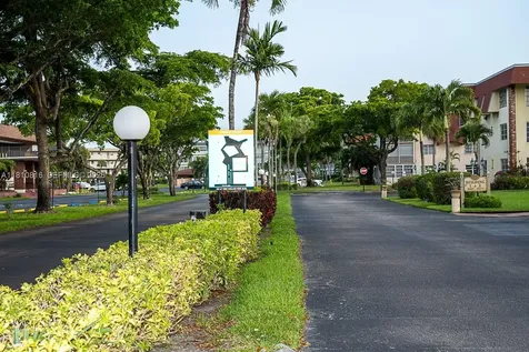 2861 NW 47th Terrace Lauderdale Lakes FL 33313