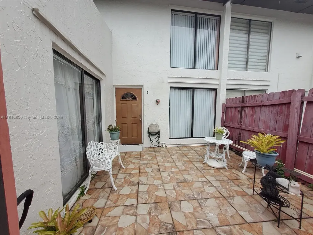 11389 SW 65th Street Miami FL 33173