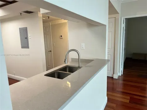 520 Brickell Key Drive Miami FL 33131