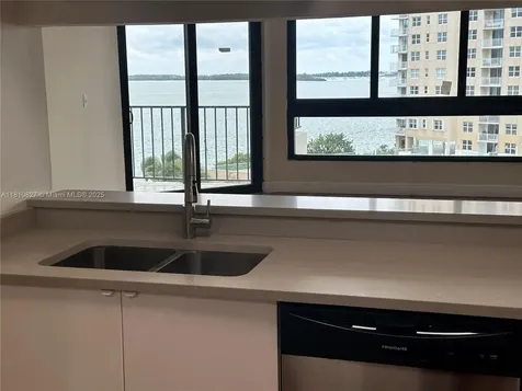 520 Brickell Key Drive Miami FL 33131