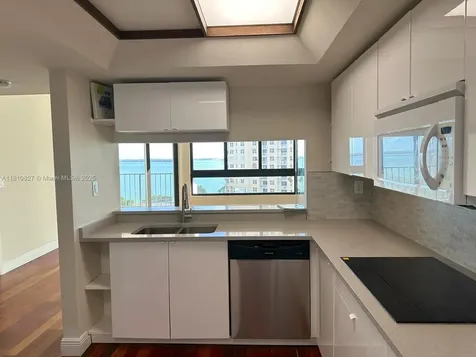 520 Brickell Key Drive Miami FL 33131