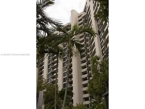 520 Brickell Key Drive Miami FL 33131