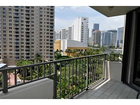 520 Brickell Key Drive Miami FL 33131