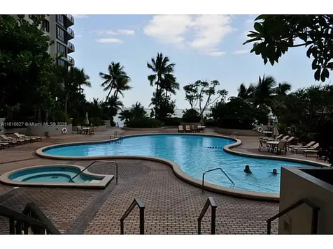 520 Brickell Key Drive Miami FL 33131