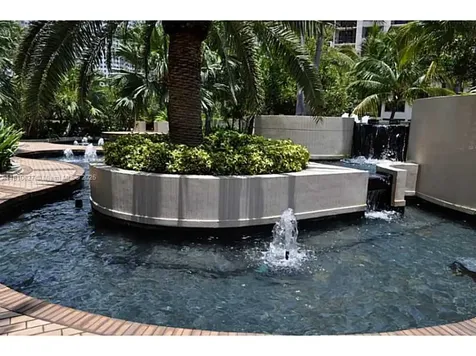 520 Brickell Key Drive Miami FL 33131