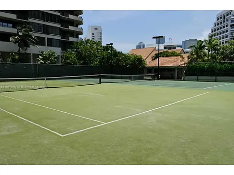 520 Brickell Key Drive Miami FL 33131