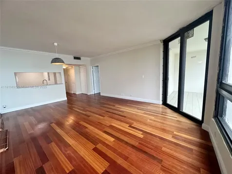 520 Brickell Key Drive Miami FL 33131