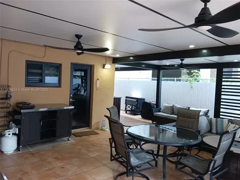3429 SW 23rd Terrace Miami FL 33145