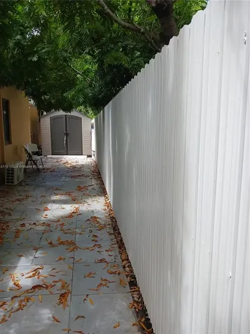 3429 SW 23rd Terrace Miami FL 33145
