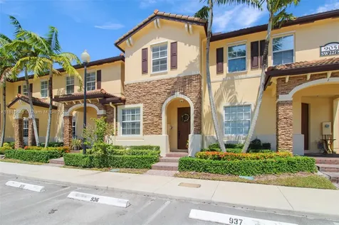 9051 SW 227th Street Cutler Bay FL 33190