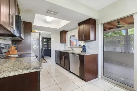 5723 NW 69th Avenue Tamarac FL 33321