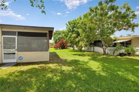5723 NW 69th Avenue Tamarac FL 33321