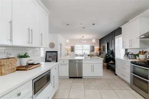 184 NE 36th Avenue Road Homestead FL 33033