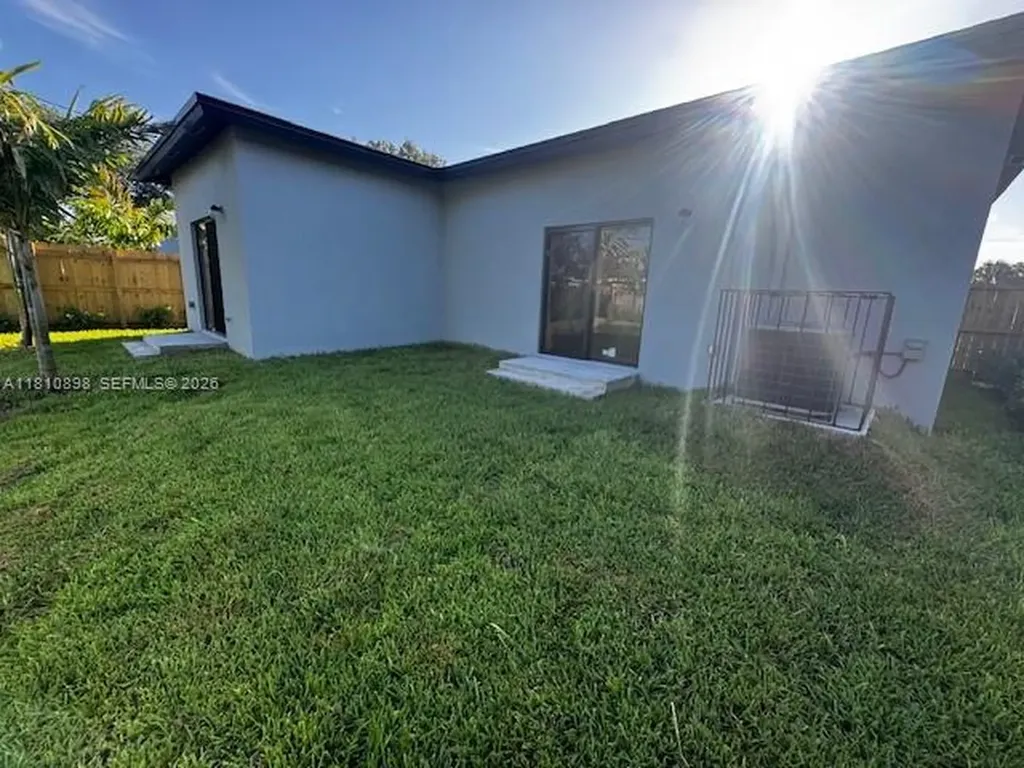 307 NW 28th Avenue Fort Lauderdale FL 33311