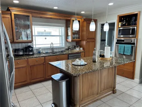 12710 SW 43rd Drive Miami FL 33175