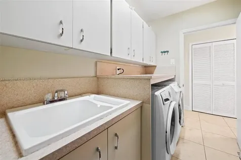 7350 SW 154th Terrace Palmetto Bay FL 33157