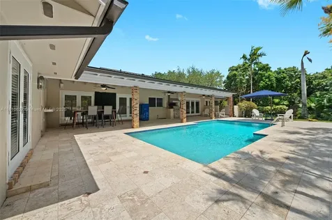 7350 SW 154th Terrace Palmetto Bay FL 33157