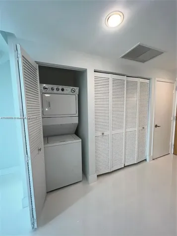 244 Biscayne Boulevard Miami FL 33132