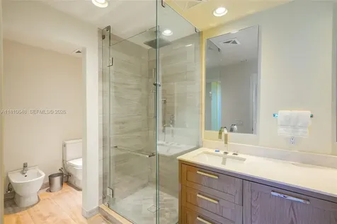 360 Ocean Drive Key Biscayne FL 33149
