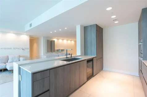 360 Ocean Drive Key Biscayne FL 33149