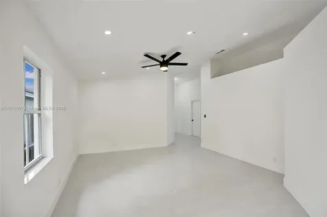 7325 Flores Way Margate FL 33063