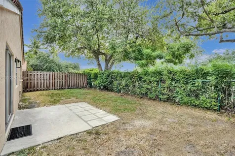 7325 Flores Way Margate FL 33063