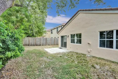 7325 Flores Way Margate FL 33063