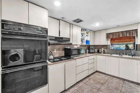 18801 NW 39th Court Miami Gardens FL 33055