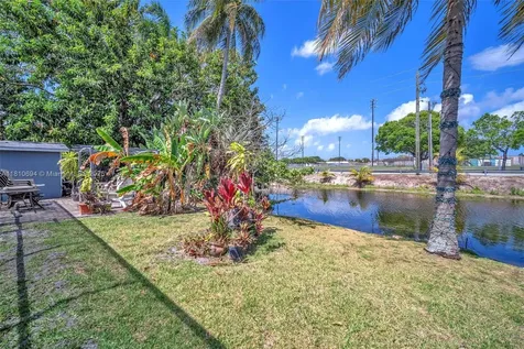 18801 NW 39th Court Miami Gardens FL 33055