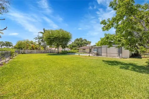 9760 SW 119th Street Miami FL 33176