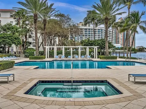 3245 NE 184th Street Aventura FL 33160