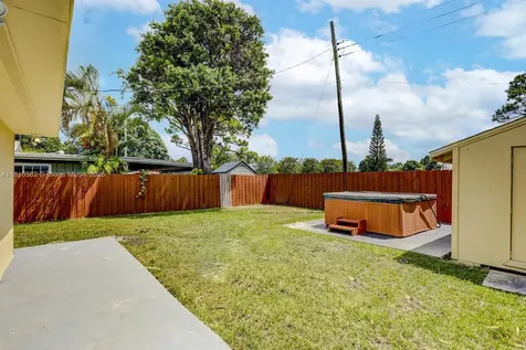 5156 Hartwick Lane West Palm Beach FL 33415