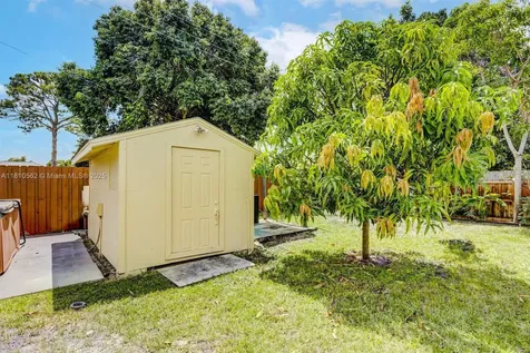 5156 Hartwick Lane West Palm Beach FL 33415