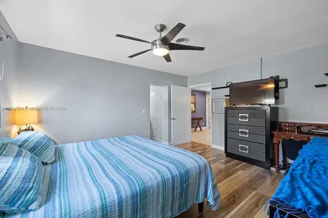 5808 Polk Street Hollywood FL 33021