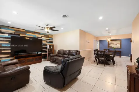5808 Polk Street Hollywood FL 33021