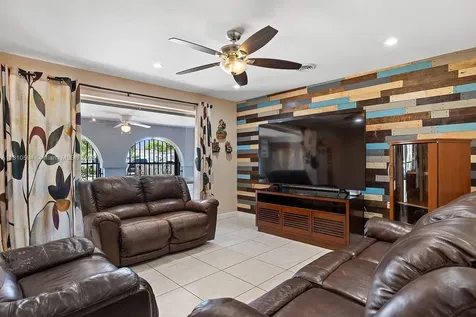 5808 Polk Street Hollywood FL 33021