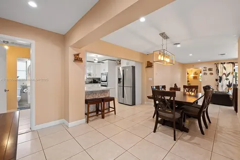5808 Polk Street Hollywood FL 33021