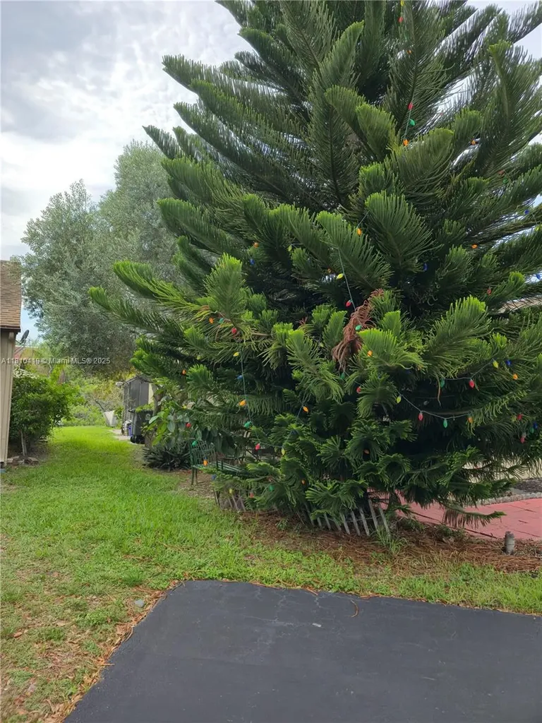 22374 SW 57th Circle Boca Raton FL 33428