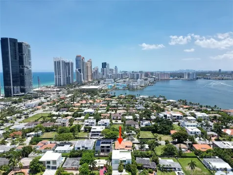 275 189th Terrace Sunny Isles Beach FL 33160