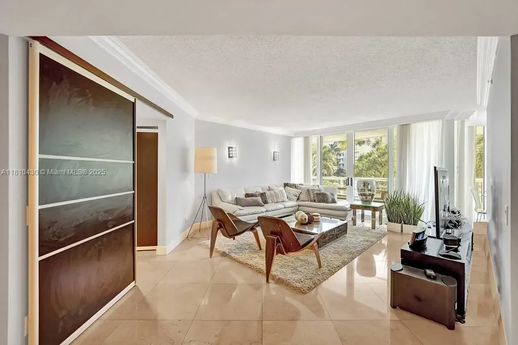 21055 Yacht Club Drive Aventura FL 33180