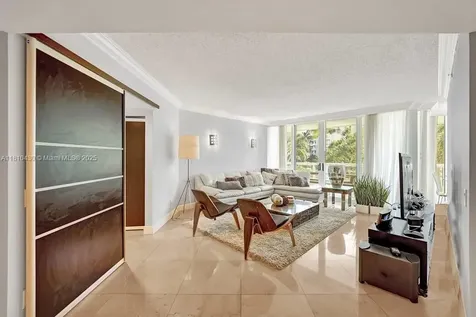 21055 Yacht Club Drive Aventura FL 33180