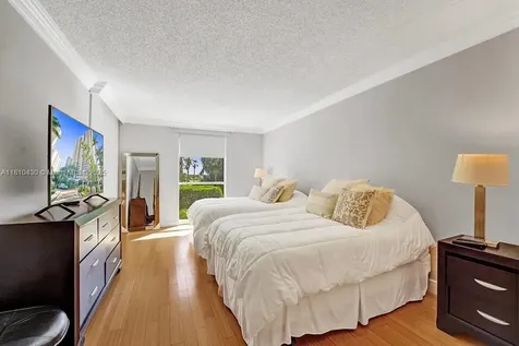 21055 Yacht Club Drive Aventura FL 33180