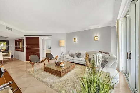 21055 Yacht Club Drive Aventura FL 33180