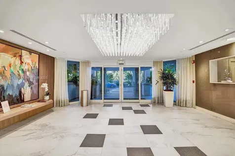 21055 Yacht Club Drive Aventura FL 33180