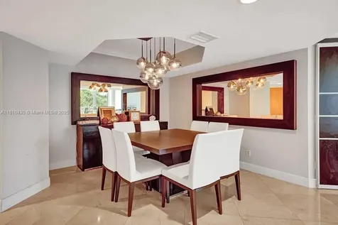 21055 Yacht Club Drive Aventura FL 33180