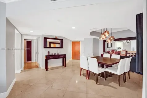 21055 Yacht Club Drive Aventura FL 33180